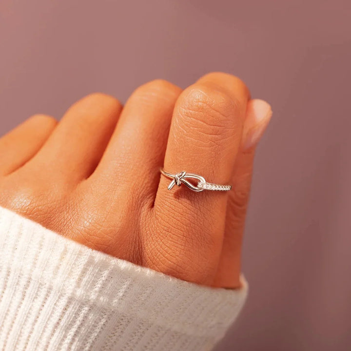 Best Friend Knot Ring